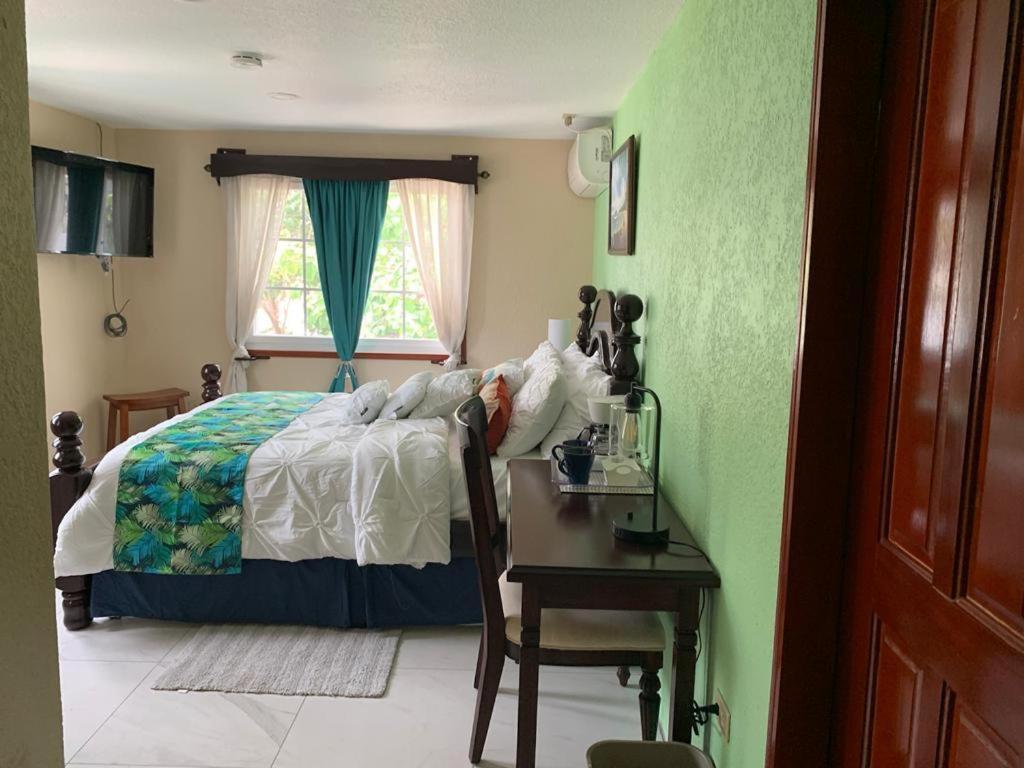 One South Place Hotel Cidade de Belize Exterior foto